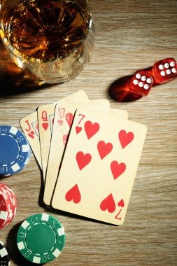 Live dealer streaming Galactic Gems on a mobile phone screen
